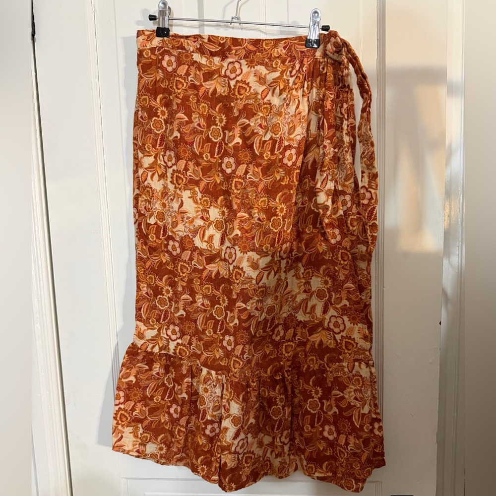 Nicole Miller Orange and Cream Floral Skirt
